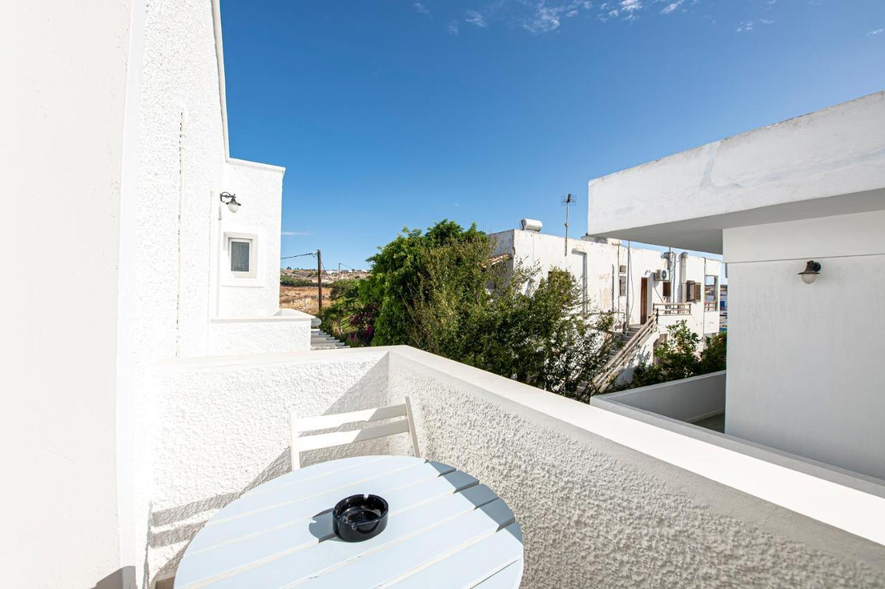 Filoxenia Apartments Adamantas  Exterior foto